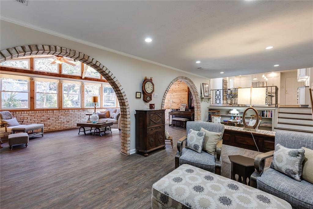 4869 Macbain Lane