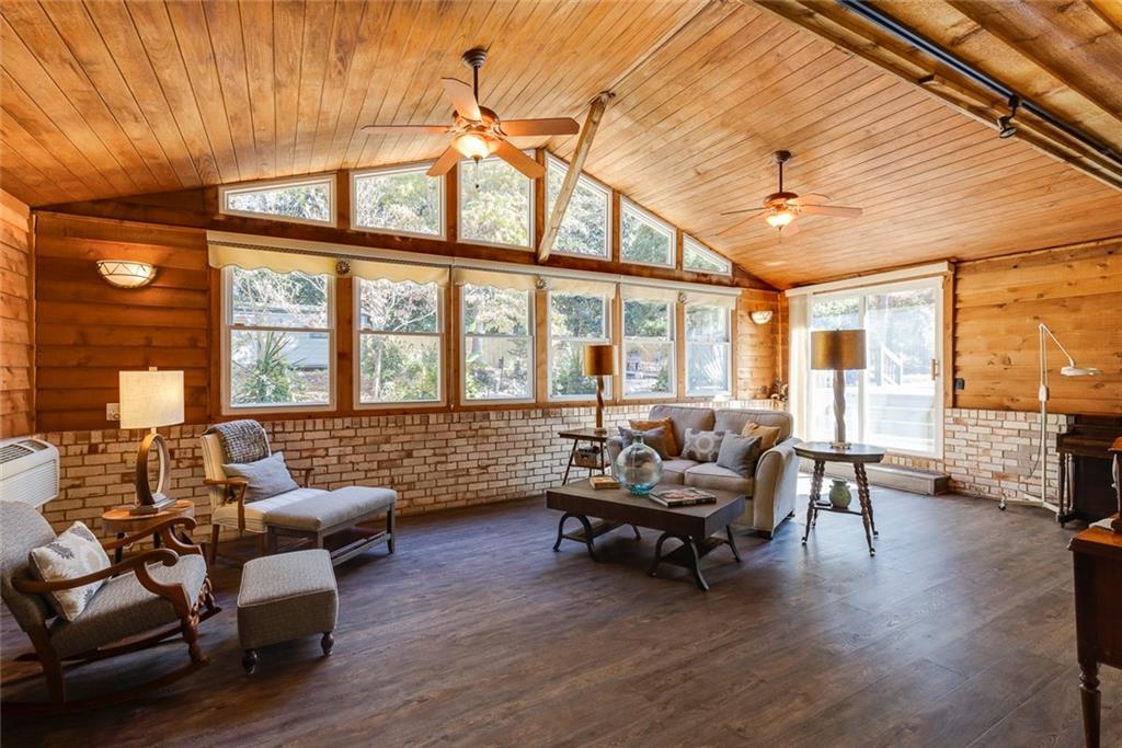 4869 Macbain Lane