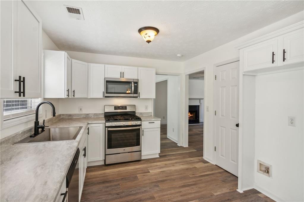 5875 Lenox Park Place
