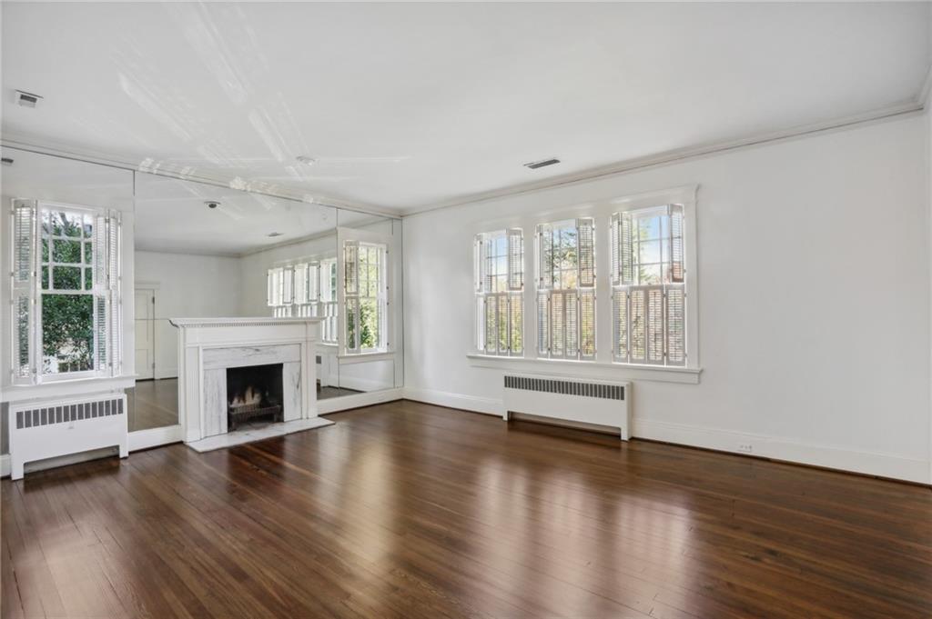 2544 Peachtree Road NW Unit 1