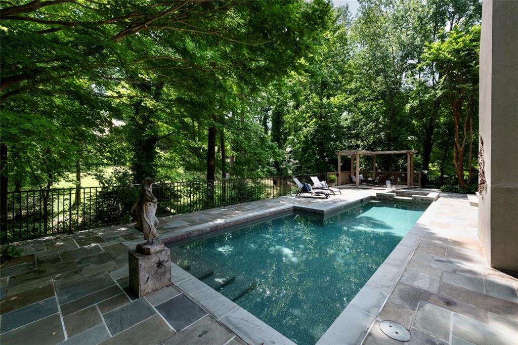 4339 Town Commons Circle NE