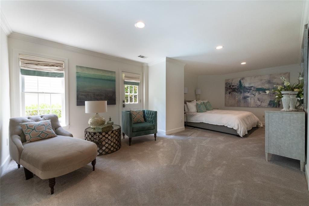 4339 Town Commons Circle NE