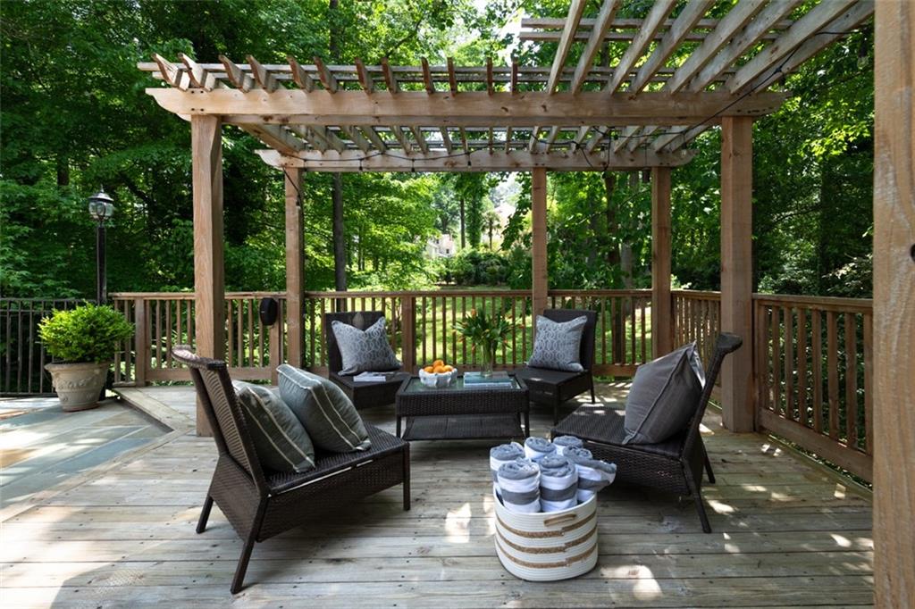 4339 Town Commons Circle NE