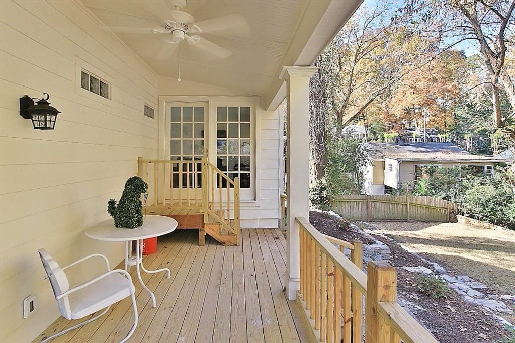 563 Collier Road NW