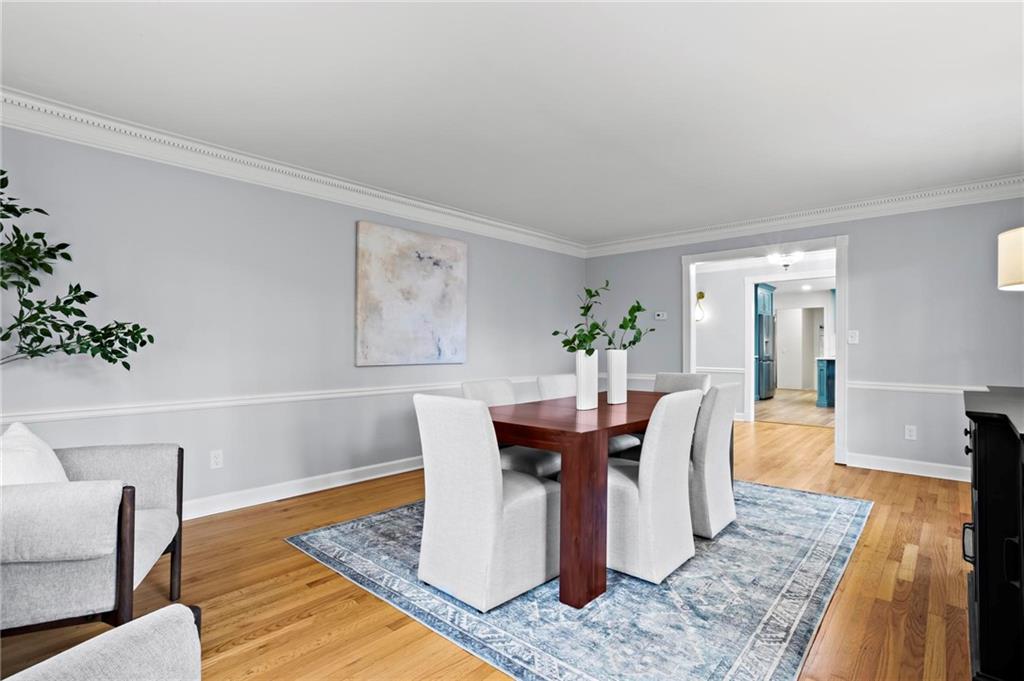 905 Edgewater Trail