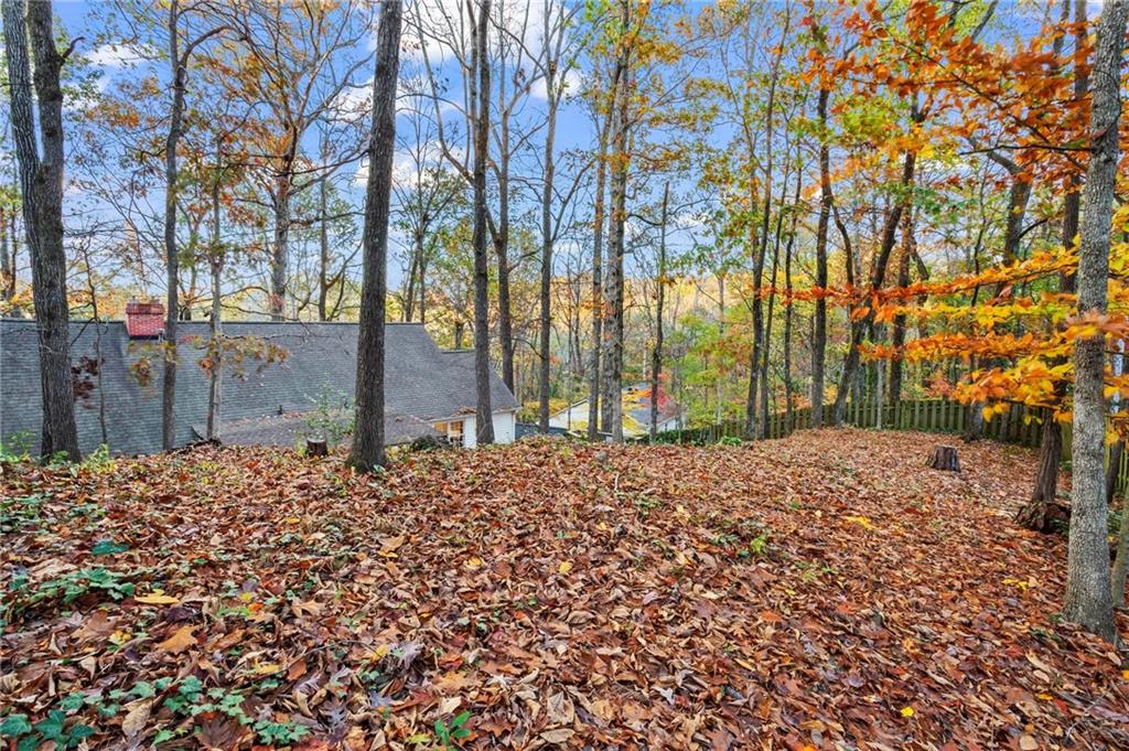 905 Edgewater Trail