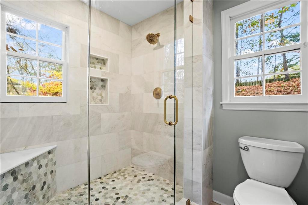 905 Edgewater Trail