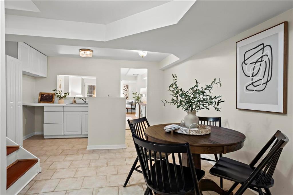 905 Edgewater Trail