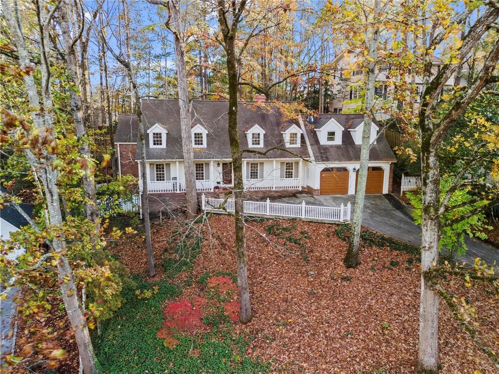 905 Edgewater Trail