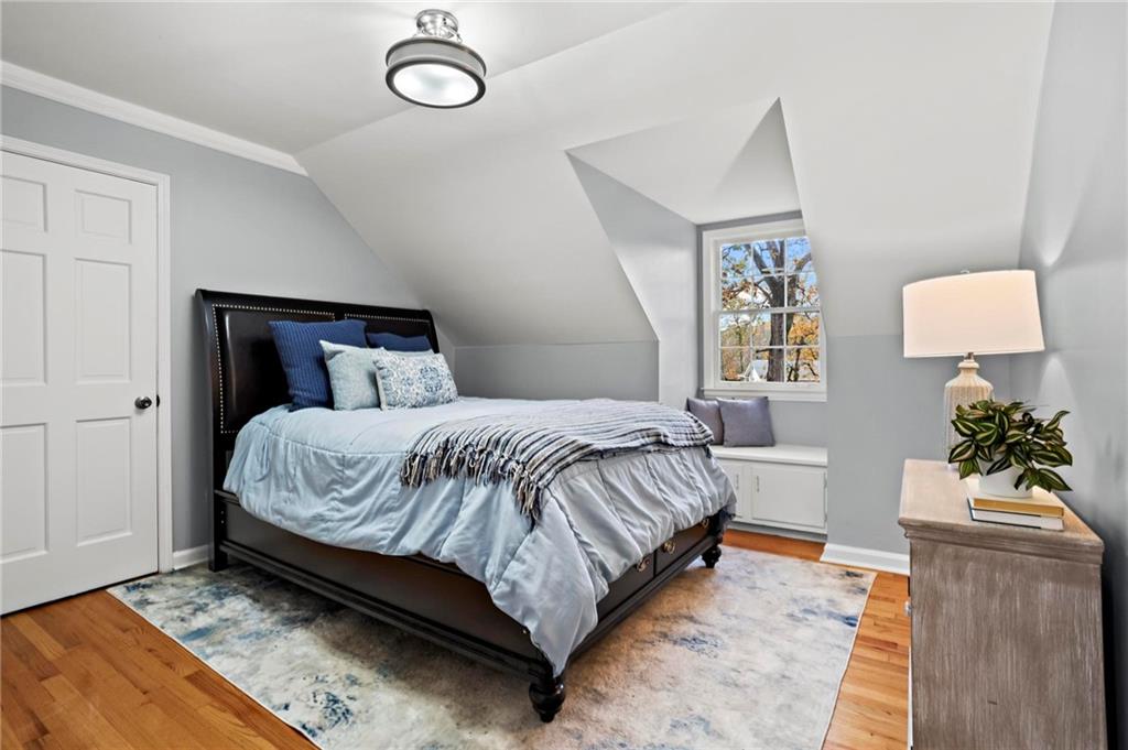 905 Edgewater Trail