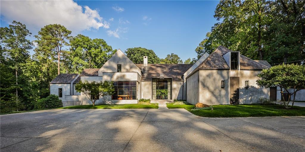 3391 Tuxedo Road NW
