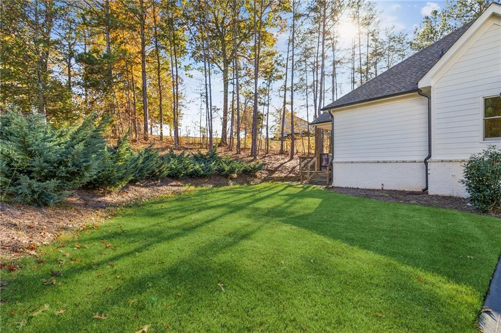 185 Stonehaven Drive