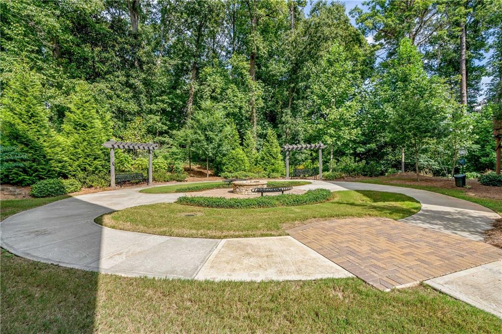 1310 Harris Way