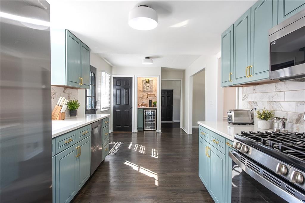 2750 Cedarbrook Drive
