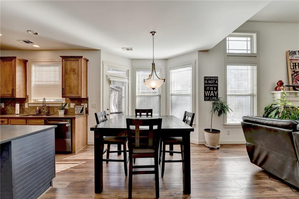 2060 Old Georgian Terrace NW