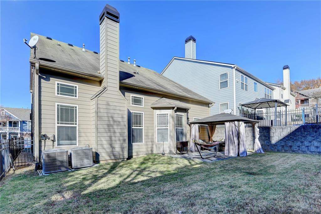 2060 Old Georgian Terrace NW