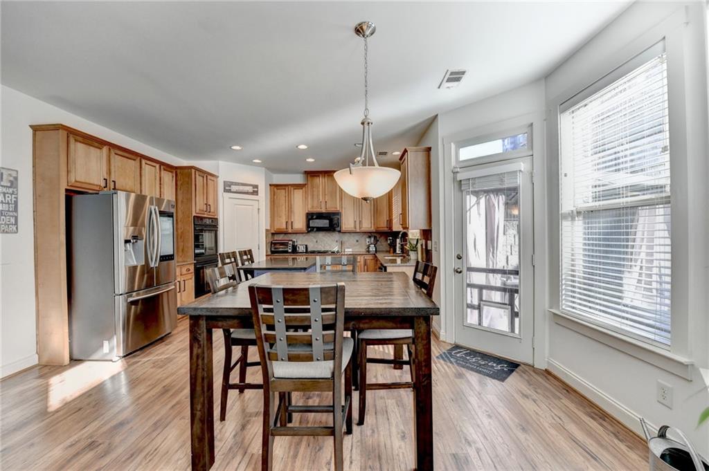 2060 Old Georgian Terrace NW