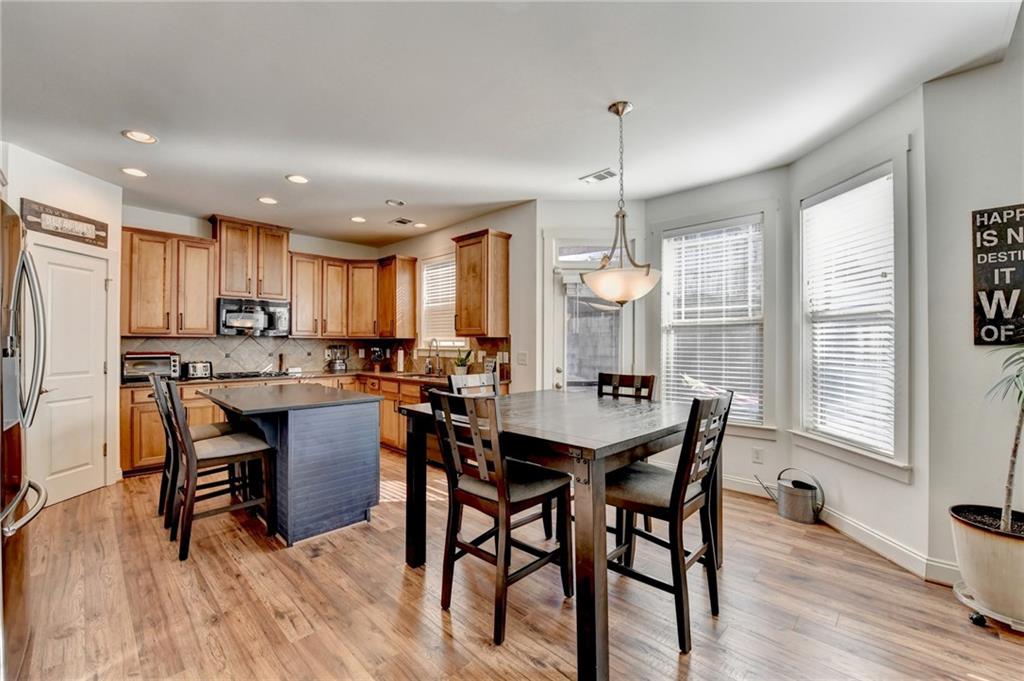 2060 Old Georgian Terrace NW