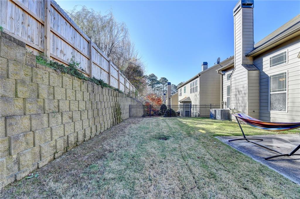 2060 Old Georgian Terrace NW