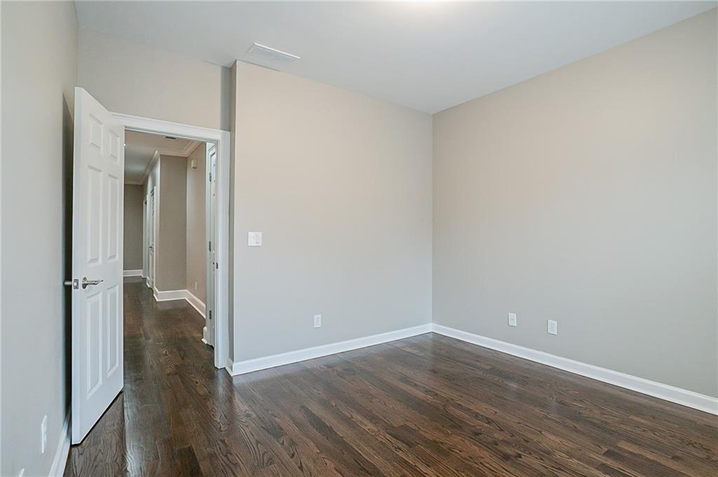 2105 Monhegan Way SE Unit 13