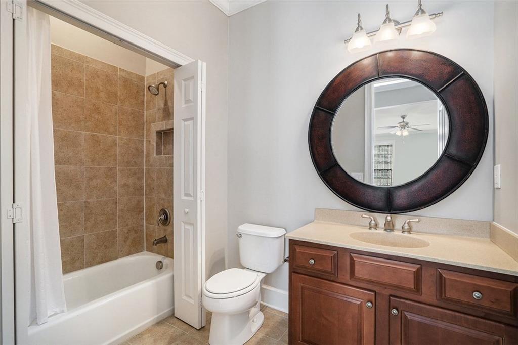 2105 Monhegan Way SE Unit 13