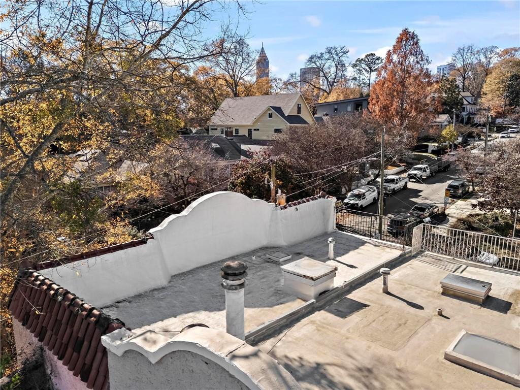 952 Charles Allen Drive NE