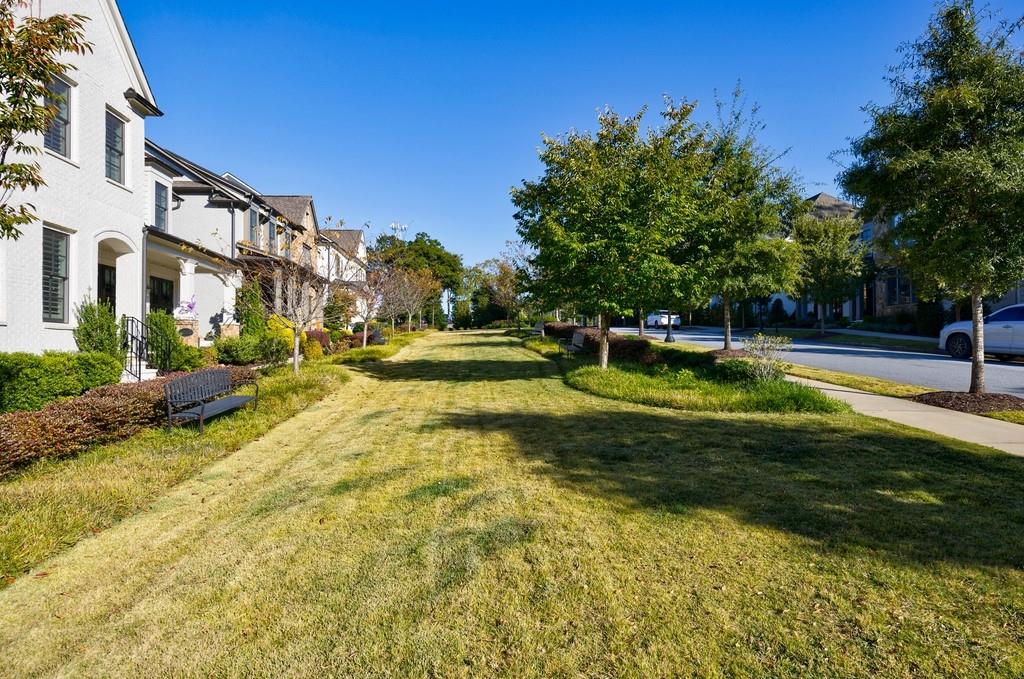 230 Chastain Park Drive NE