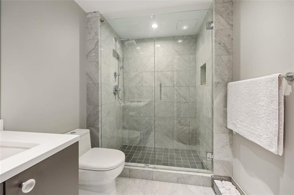 147 15th Street NE Unit 10C