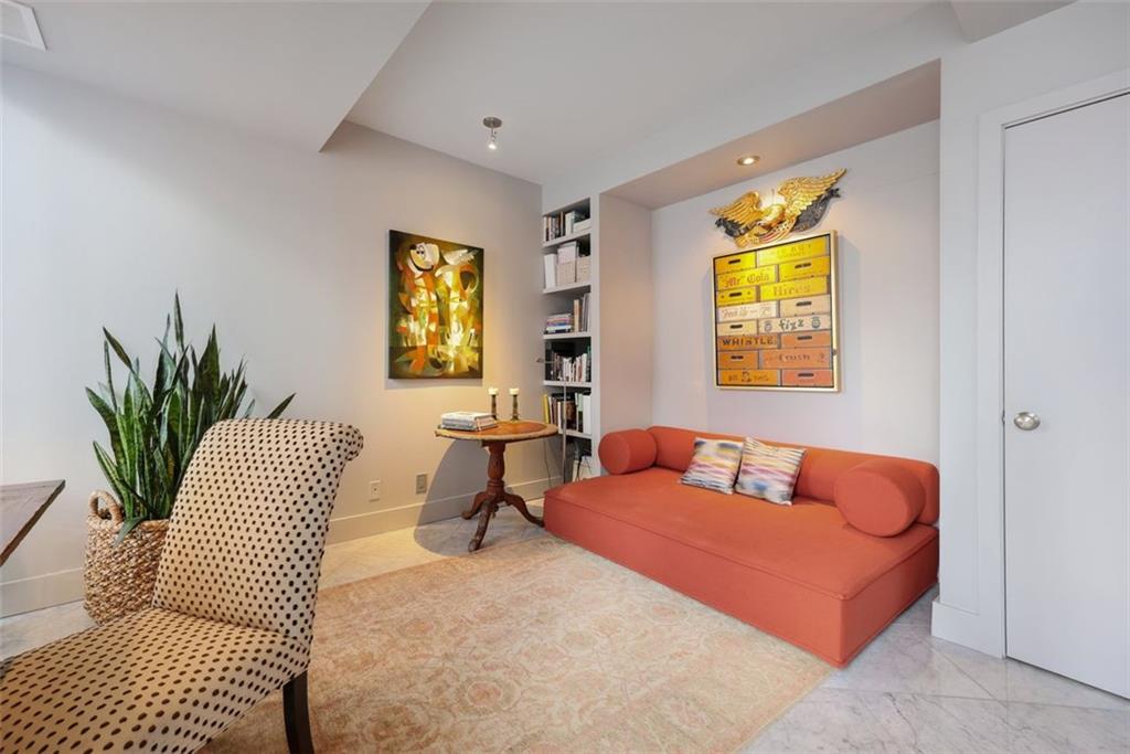 147 15th Street NE Unit 10C