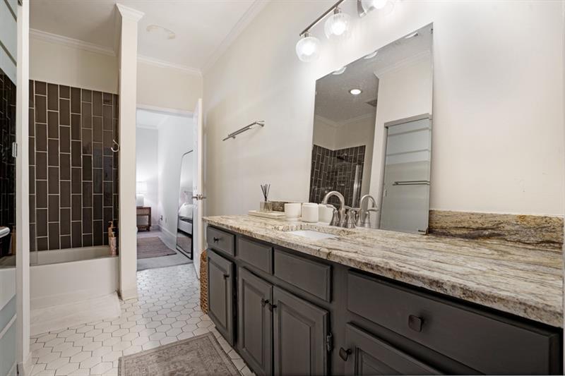 3201 Lenox Road NE Unit 53