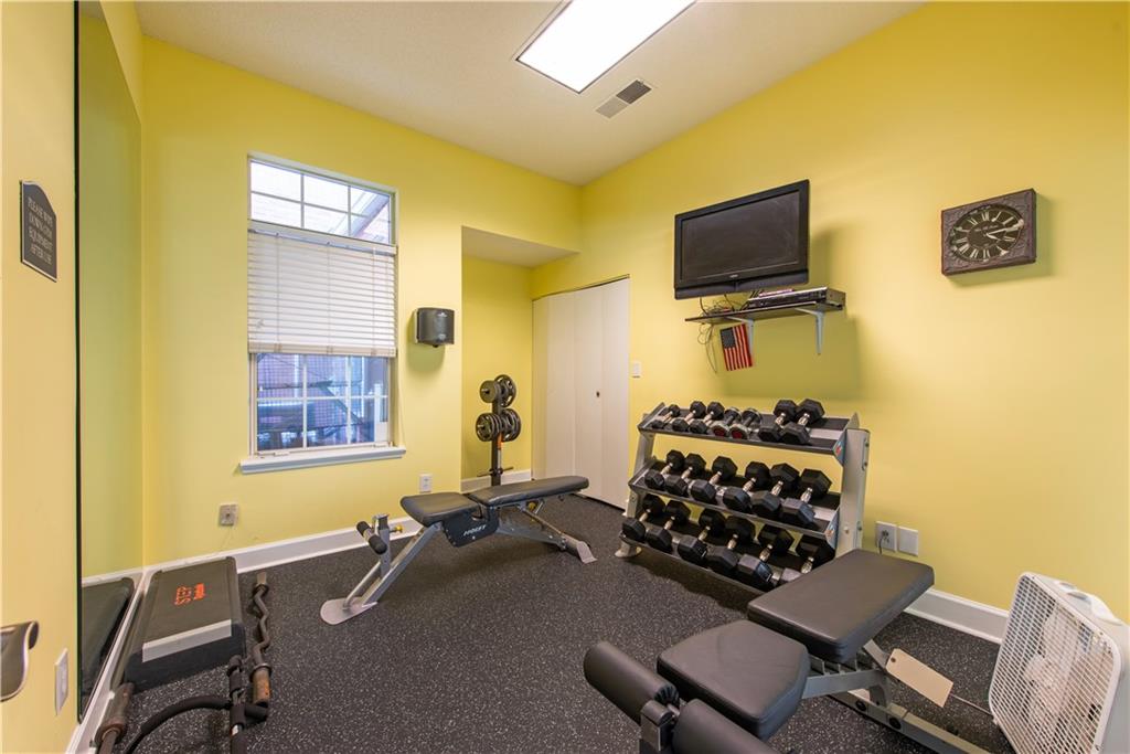 1022 Chastain Park Court NE