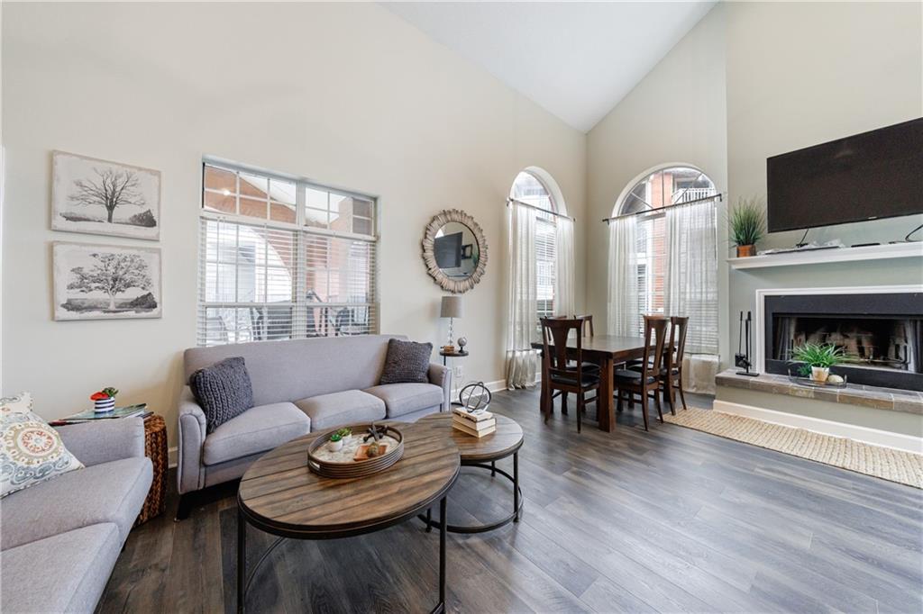 1022 Chastain Park Court NE