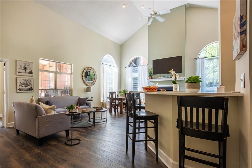 1022 Chastain Park Court NE