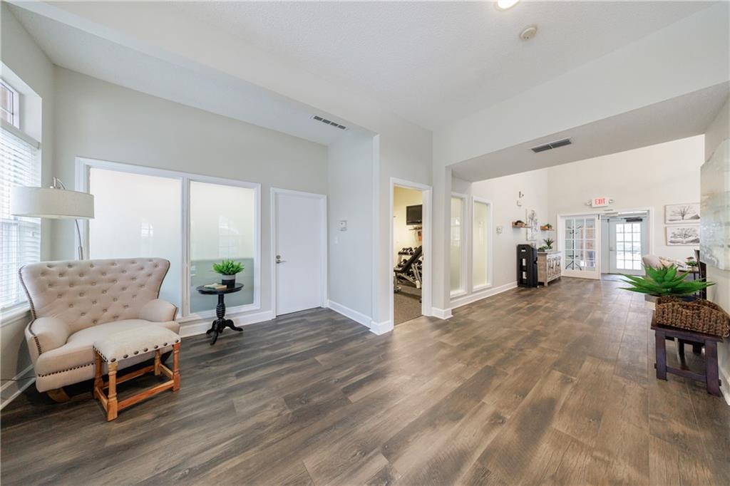 1022 Chastain Park Court NE