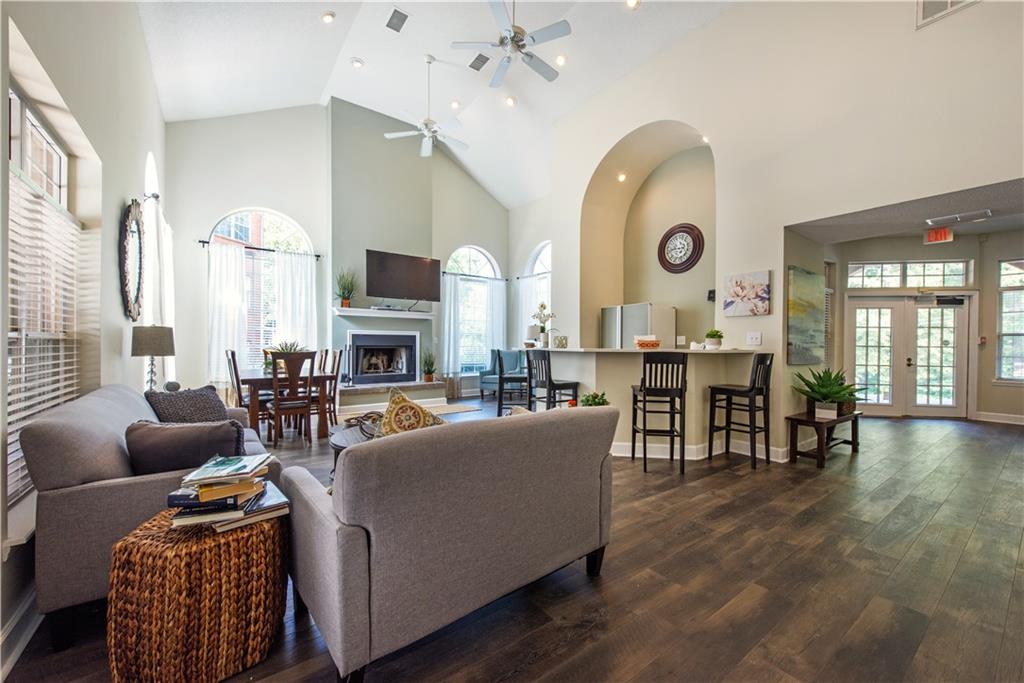 1022 Chastain Park Court NE