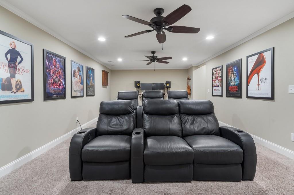 1240 Woodlawn Drive NE