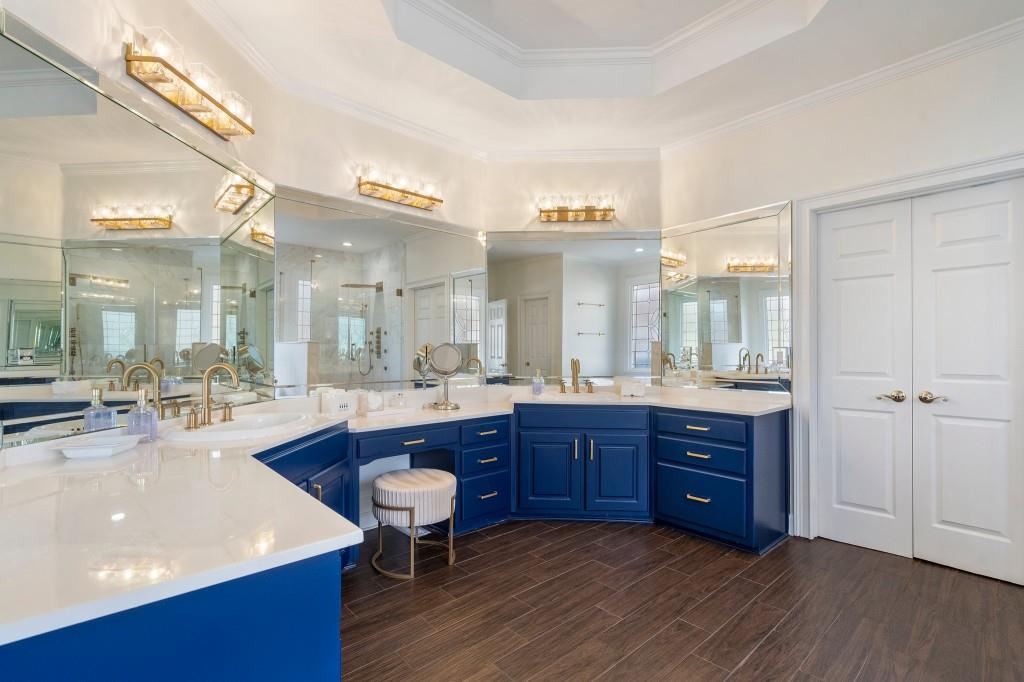 1240 Woodlawn Drive NE