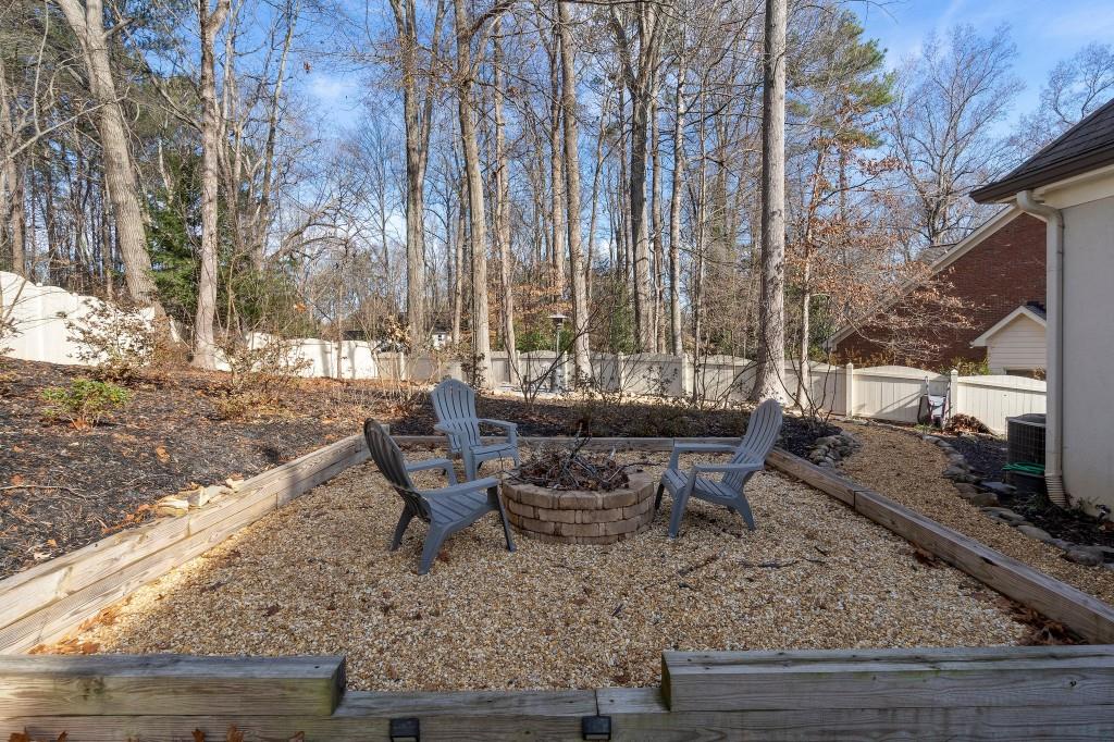 1240 Woodlawn Drive NE