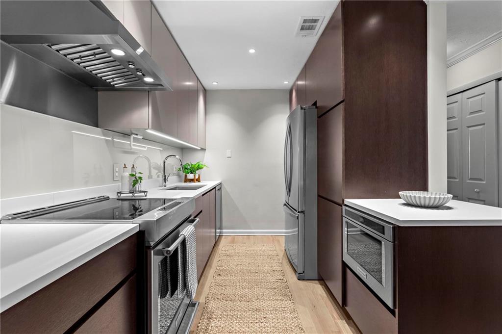 1150 Collier Road NW Unit J14