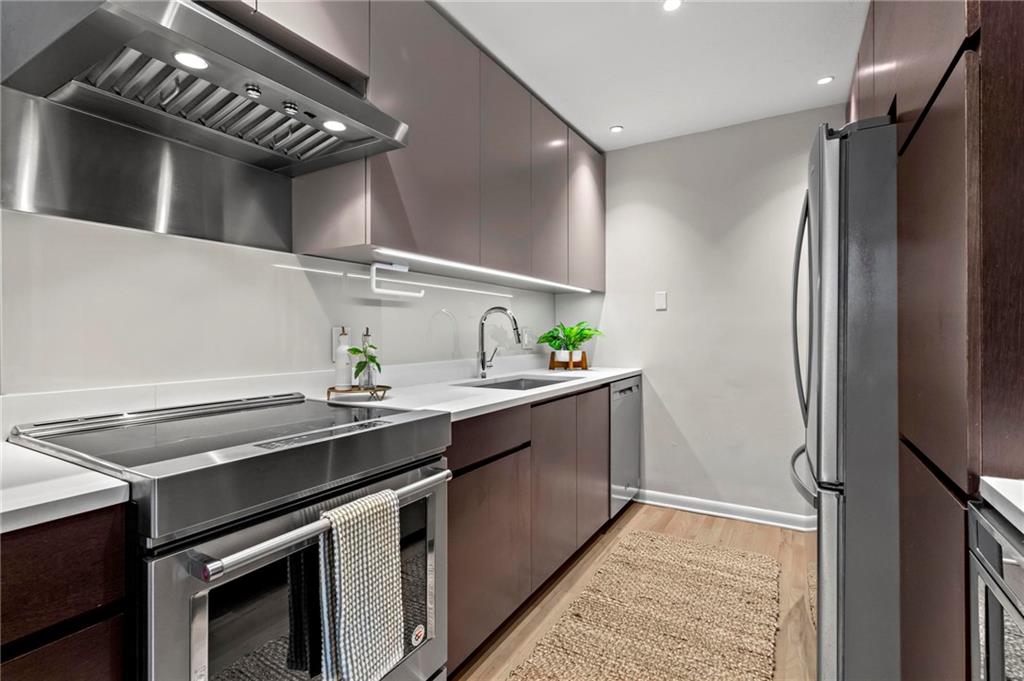 1150 Collier Road NW Unit J14