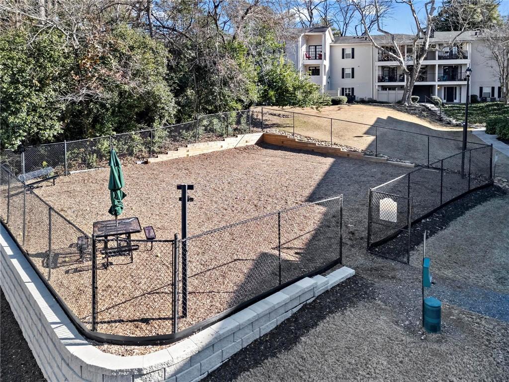 1150 Collier Road NW Unit J14