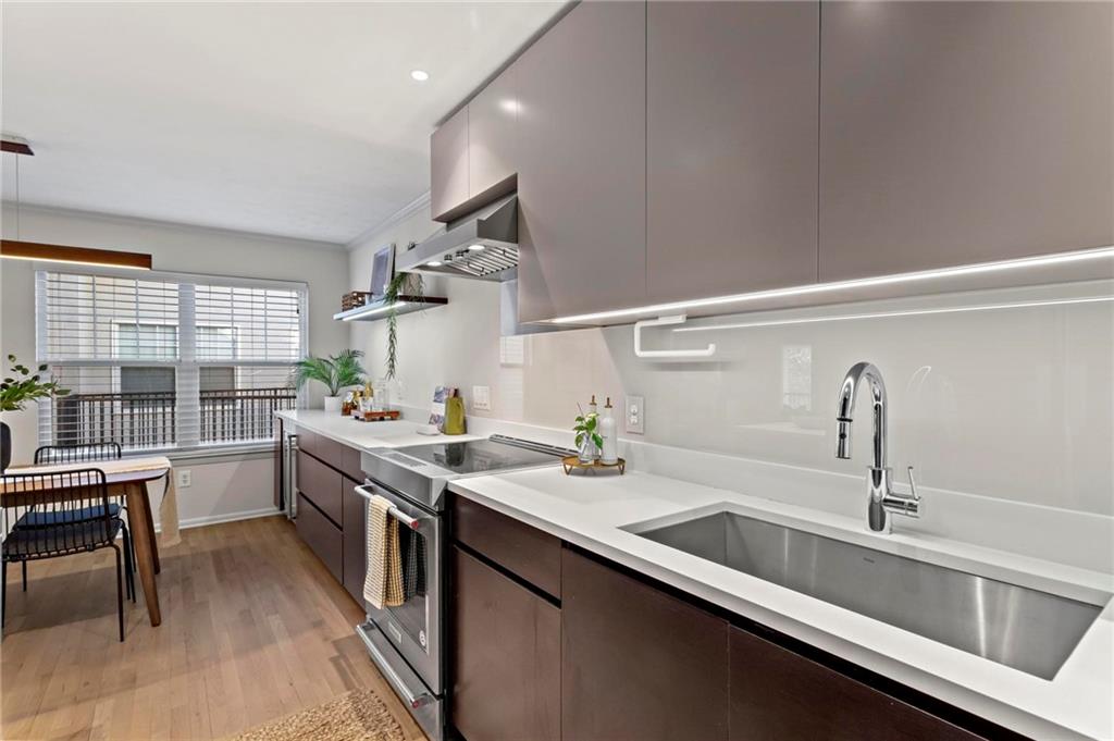 1150 Collier Road NW Unit J14