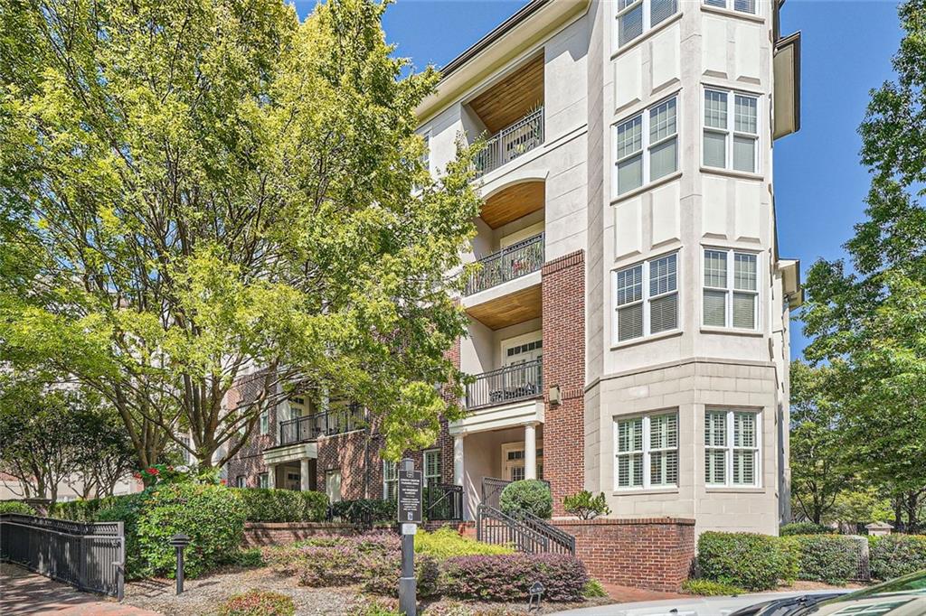 3635 E Paces Circle Unit 1119