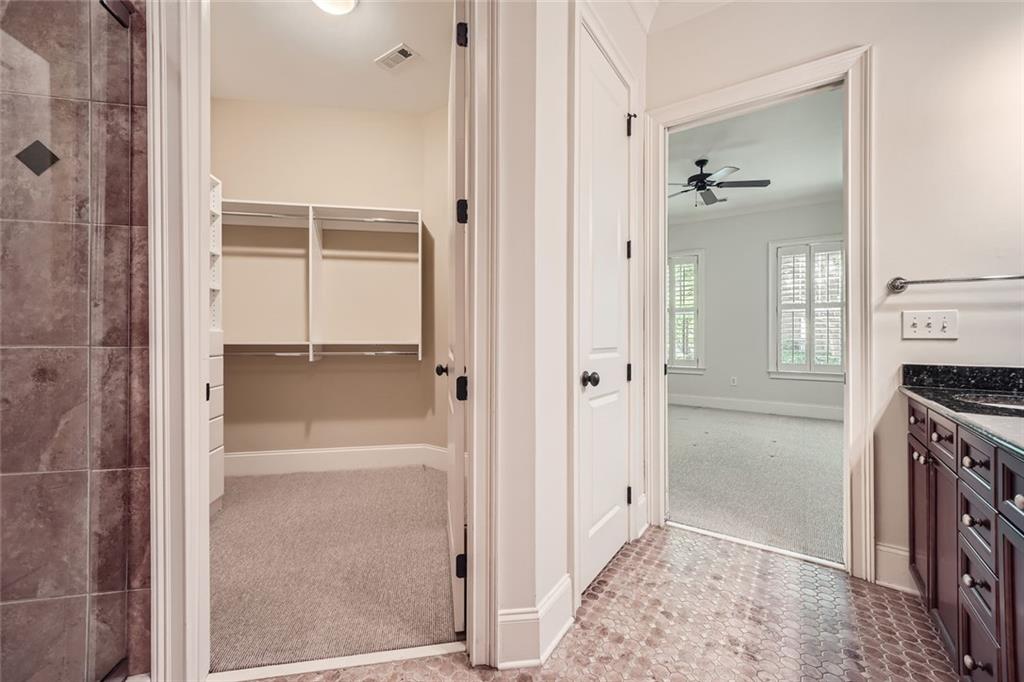 3635 E Paces Circle Unit 1119