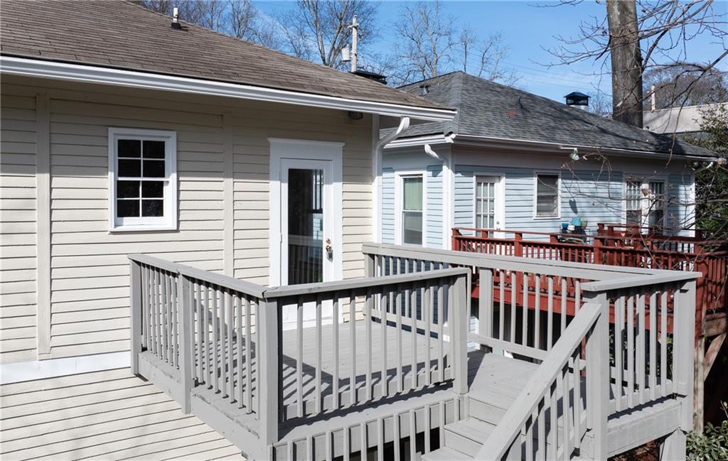 411 N Highland Avenue NE