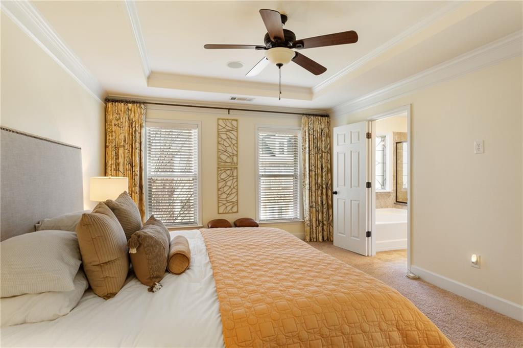 3276 Ferncliff Lane