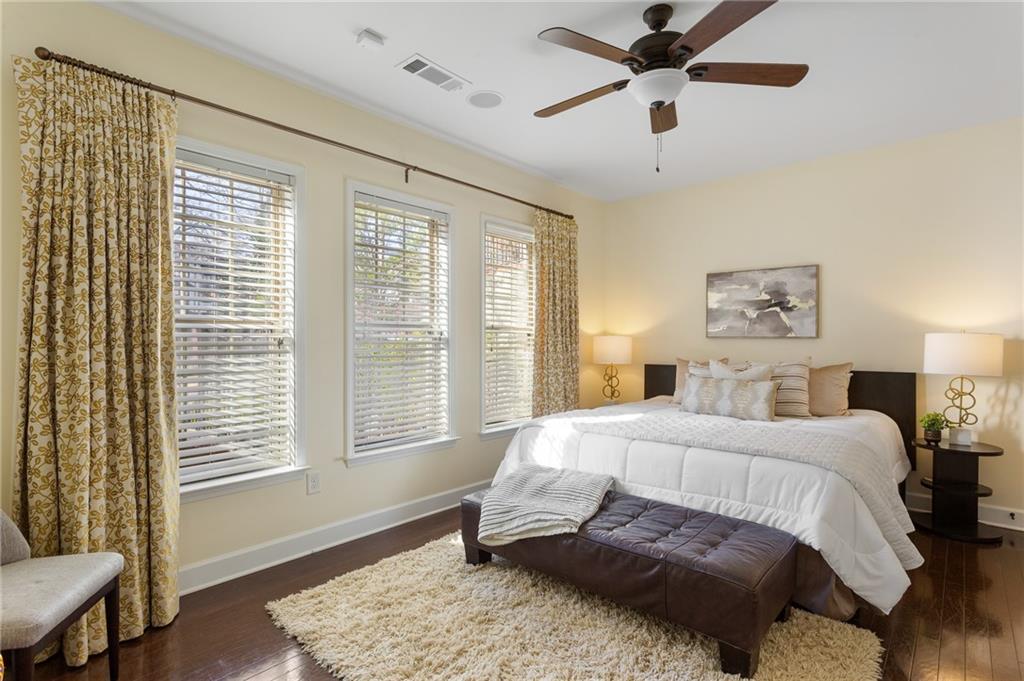 3276 Ferncliff Lane