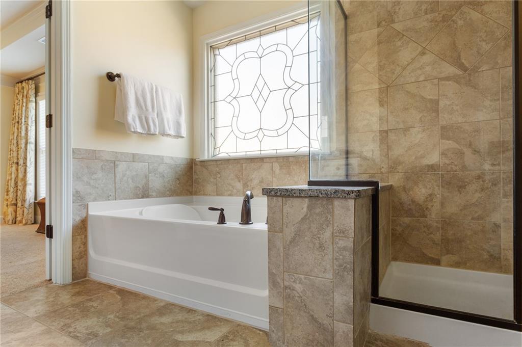 3276 Ferncliff Lane