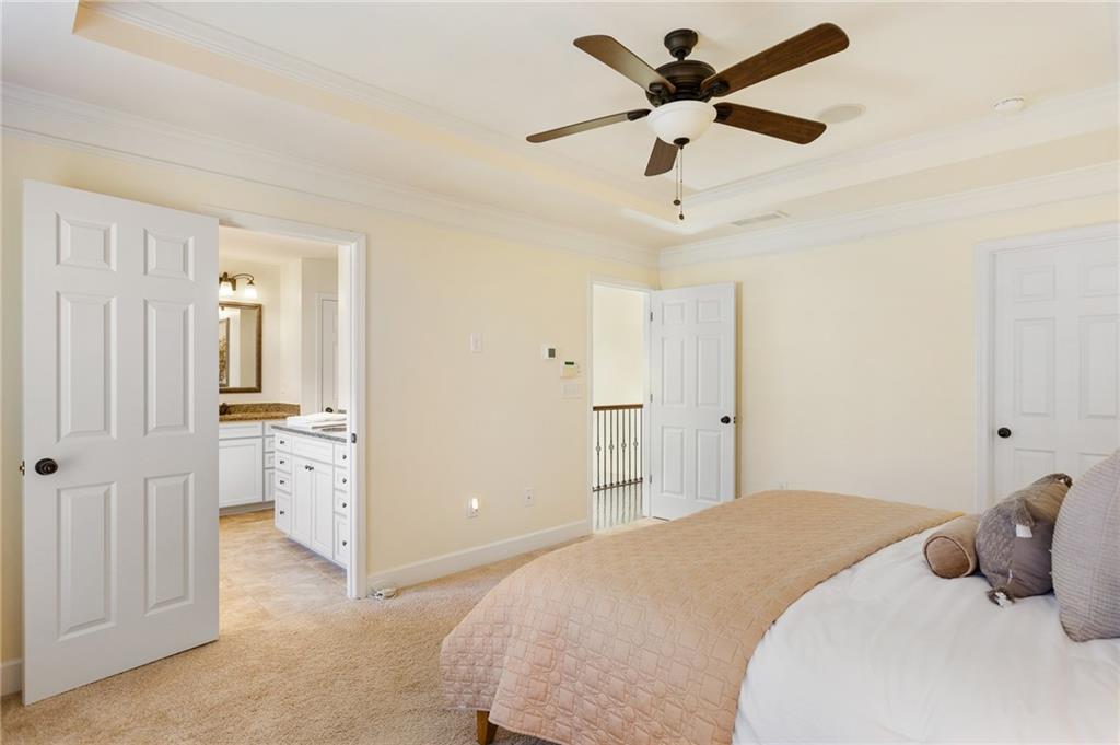 3276 Ferncliff Lane