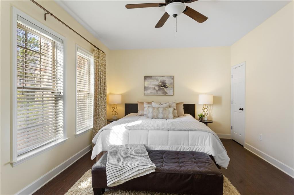 3276 Ferncliff Lane